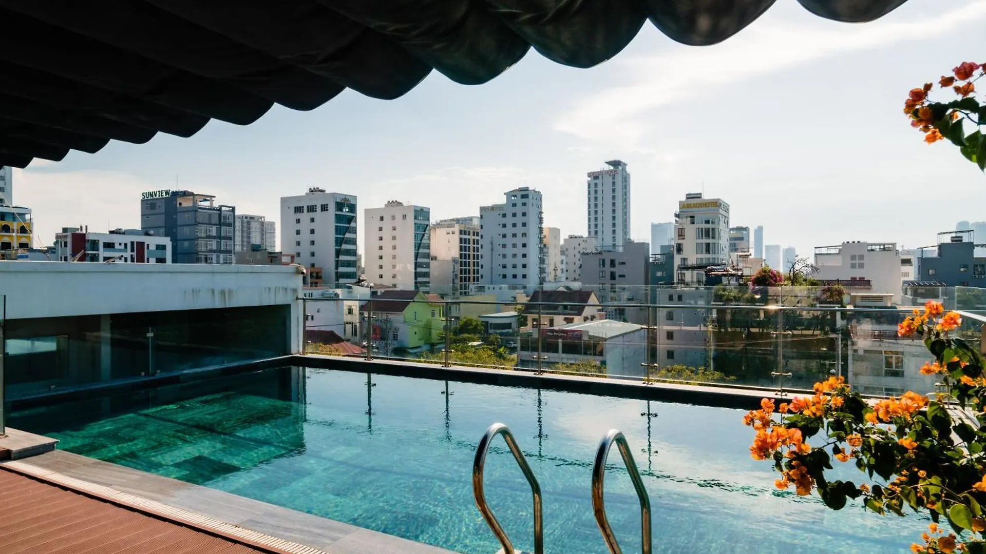 Derive Boutique Villa & Apartment Da Nang Aparthotel